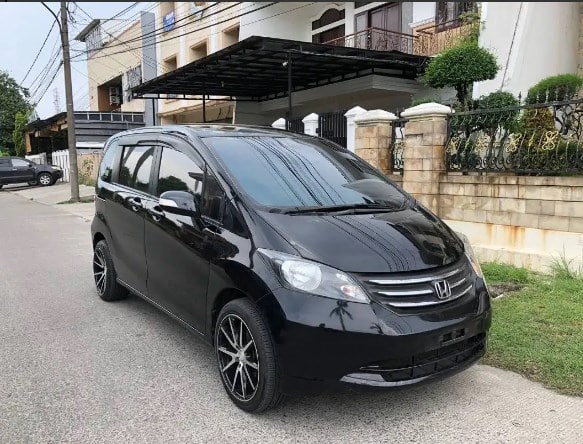 Honda Freed S