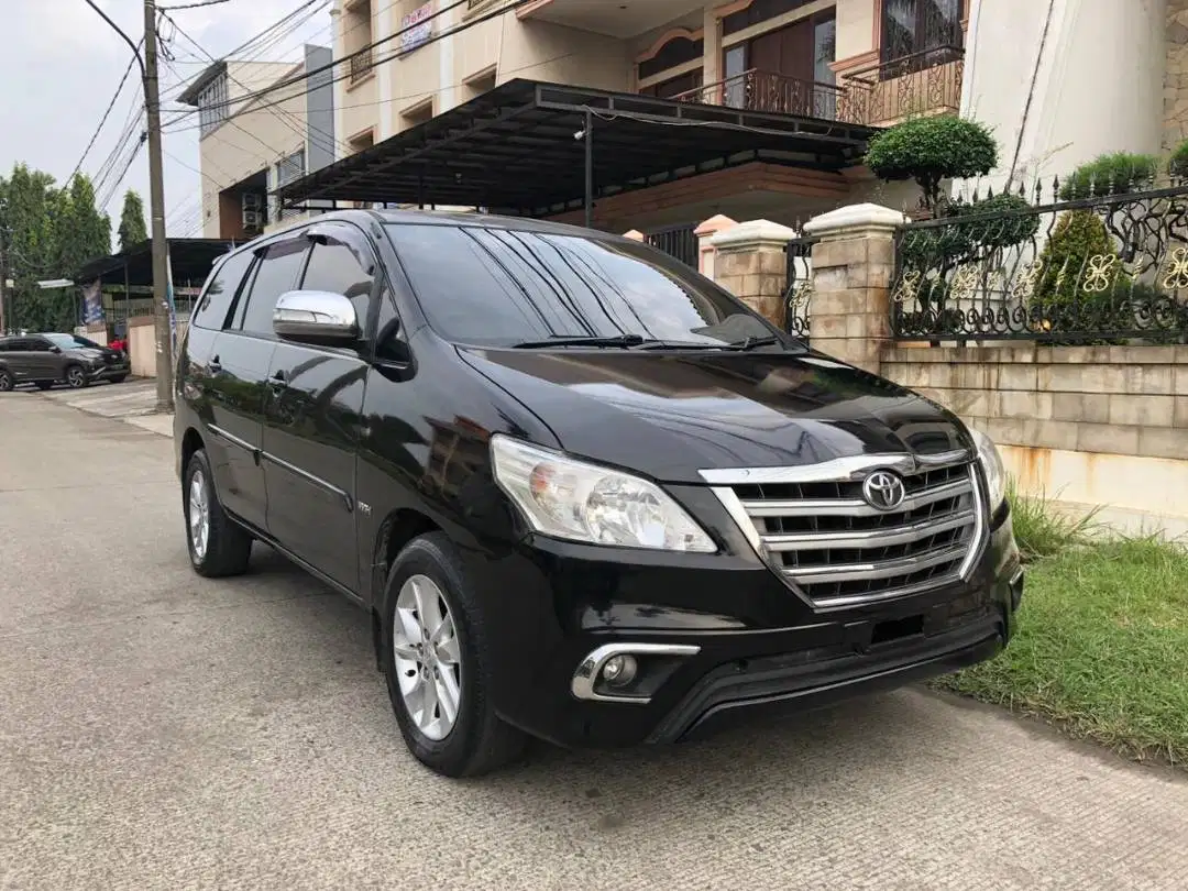 Toyota Innova G